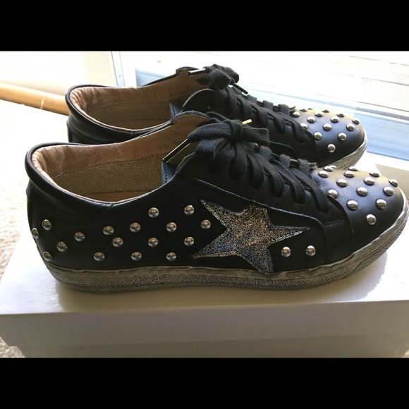 Crown Leather Distressed Sneakers Size Euro 38 - Picture 2 of 7